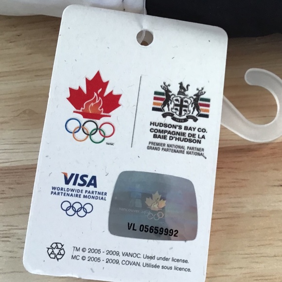 Vintage Vancouver 2010 / HBC / Trapper Hat Team Canada - Picture 3 of 6